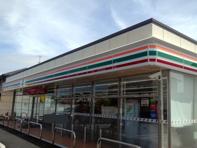 コンビニ　セブンイレブン宇部恩田町店（コンビニ）まで609m