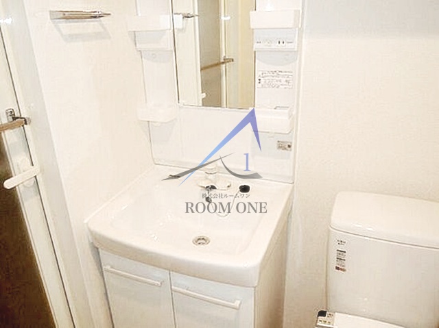 洗面設備　独立洗面台です。