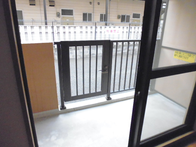 バルコニー　南向きのバルコニー