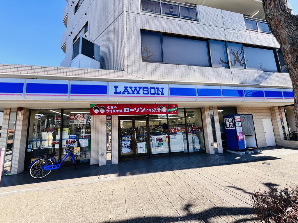 コンビニ　ローソン井草3丁目店（コンビニ）まで59m