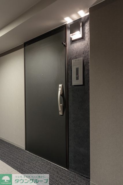 玄関　※写真は同タイプ住戸です。