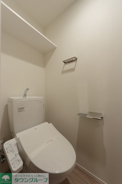 トイレ　※写真は同タイプ住戸です。