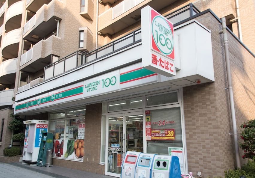 コンビニ　ローソンストア100 LS東住吉田辺店（コンビニ）まで555m