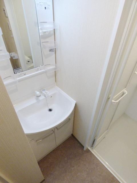 洗面設備　シャンプードレッサー