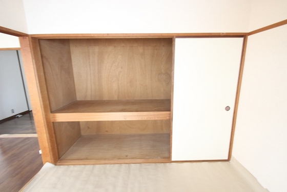収納　※別部屋の写真です
