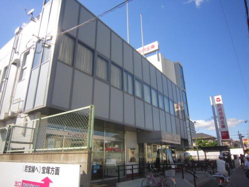 銀行　尼崎信用金庫昆陽里支店（銀行）まで366m