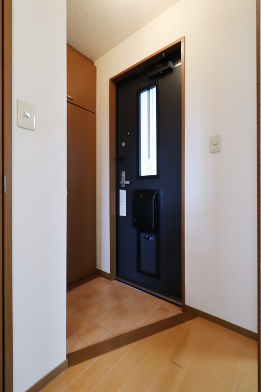 玄関　図面と現状に相違がある場合には現状を優先