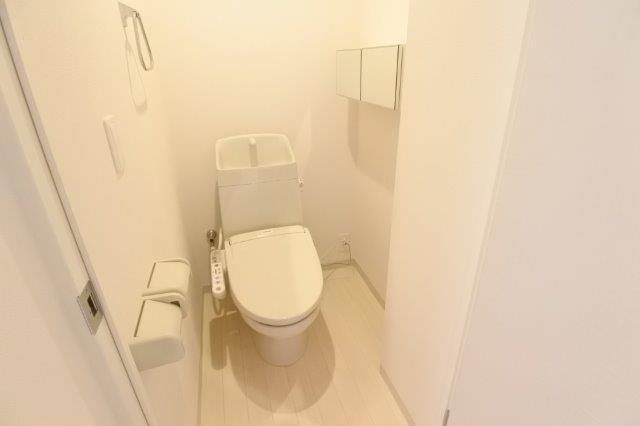 トイレ　シャワー付トイレ