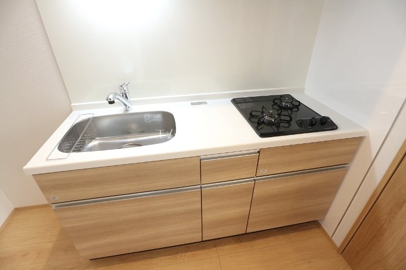 キッチン　システムキッチン（ガス2口コンロ付）