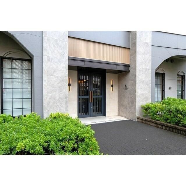 エントランス　建物の内部です