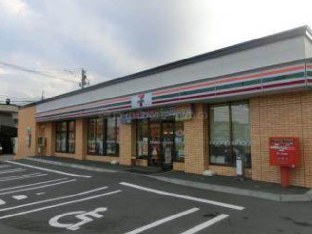 コンビニ　セブンイレブン札幌曙6条店（コンビニ）まで538m