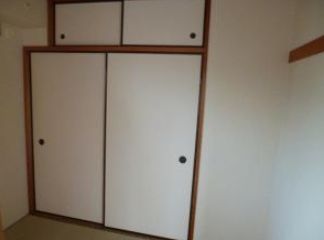 収納　別部屋参考写真となります。