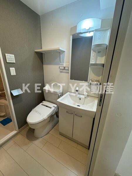 洗面設備　使いやすい洗面所です