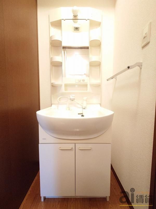 洗面設備　同仕様写真