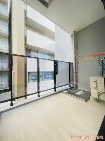 バルコニー　同マンション別部屋　参考写真