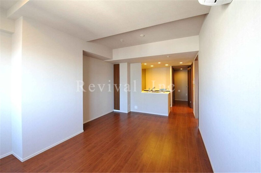 居室・リビング　ゆったりとしたリビングでございます