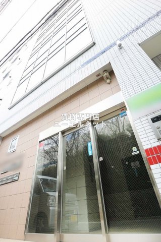 建物外観　シンプルで洗練されたデザインが毎日の暮らしに心地よさをプラス