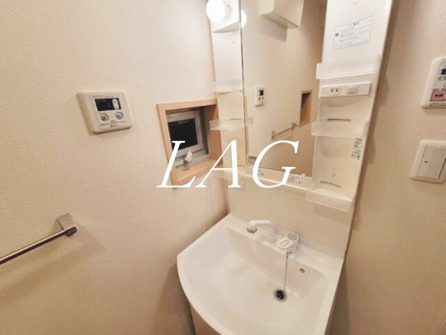 洗面設備　洗面台です。