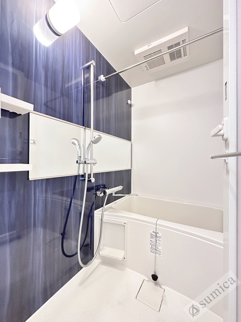 バス・シャワールーム　浴室乾燥機付きで雨の日でも安心＾＾
