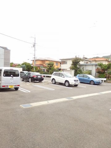 駐車場　駐車場があります
