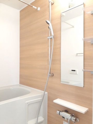 バス・シャワールーム　きれいなお風呂です