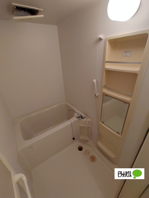 バス・シャワールーム　同物件別部屋