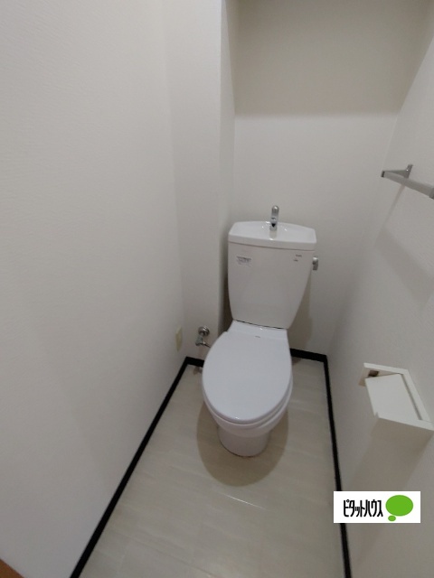 トイレ　同物件別部屋