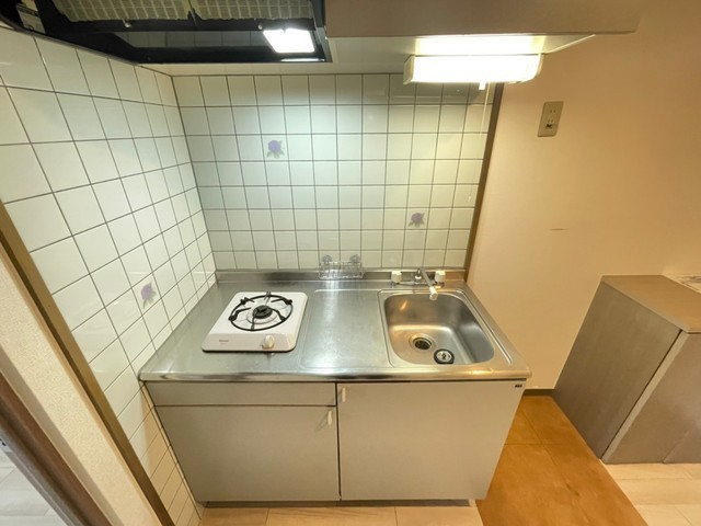 キッチン　※別号室の写真です