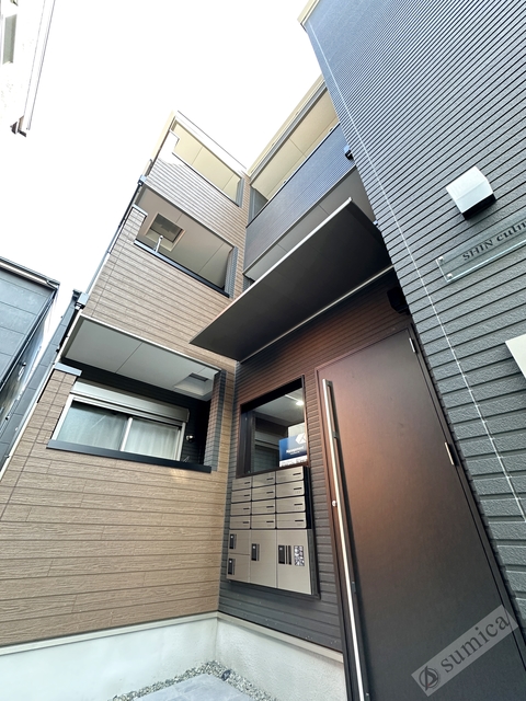 エントランス　オートロックで部外者はシャットアウト♪♪