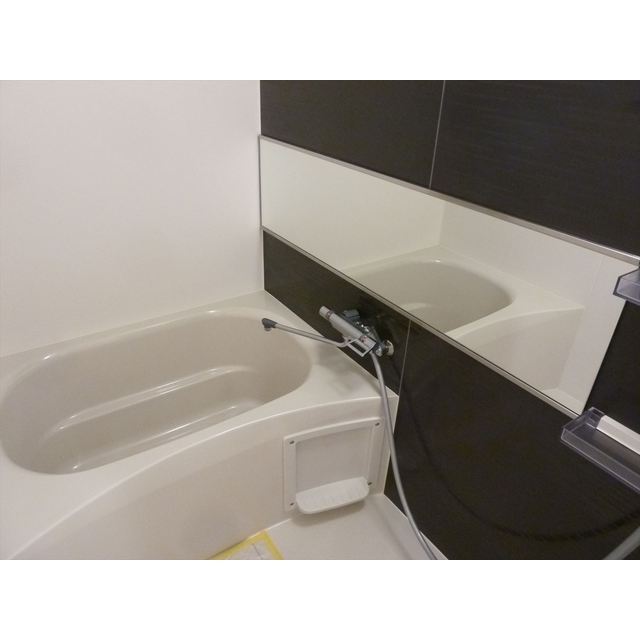 バス・シャワールーム　※写真は同Typeの別号室のものです。