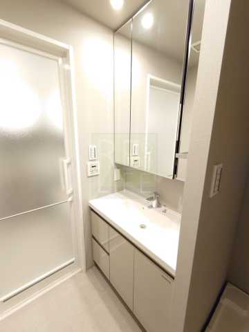 洗面設備　ルフォンプログレ文京湯島 701