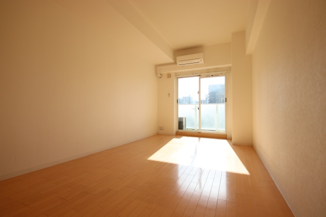 居室・リビング　※別室の参考写真の為、現況優先です。