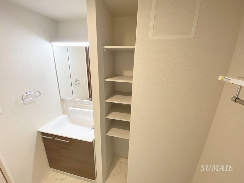 収納　脱衣所収納☆