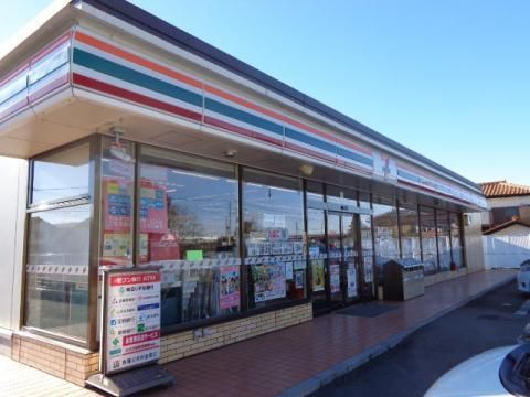 コンビニ　セブンイレブン桶川高校前店（コンビニ）まで670m