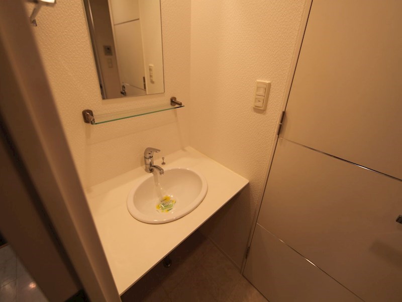 洗面設備　脱衣所　オシャレな独立洗面台