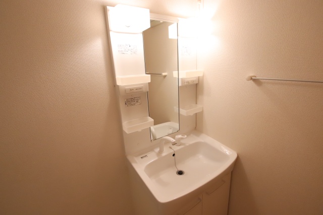 洗面設備　※別室の参考写真の為、現況優先です。