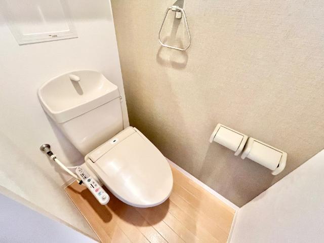 トイレ　シャワー付トイレ