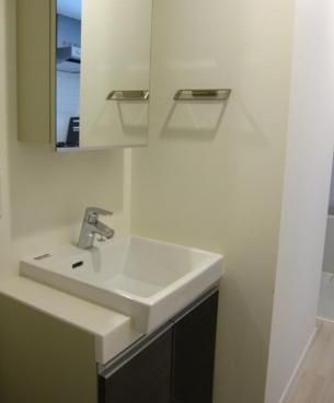 洗面設備　独立洗面台