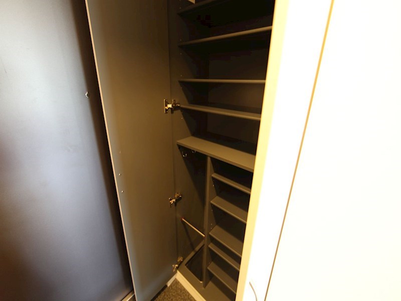 玄関　玄関　シューズボックス付（収納充実してます）イメージ画像