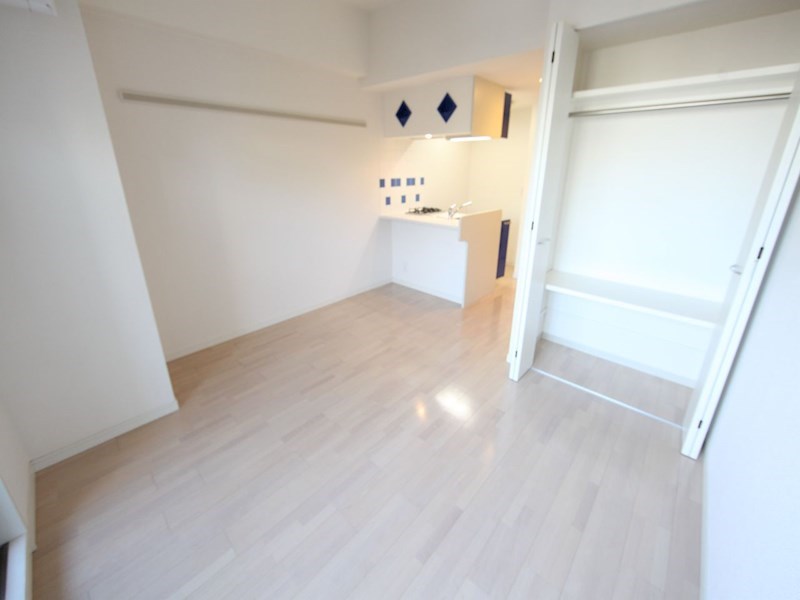 その他部屋・スペース　洋室9.5帖　エアコン完備　イメージ画像