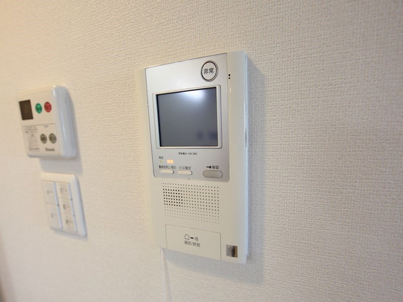 セキュリティ　TVモニター付インターホン完備　イメージ画像