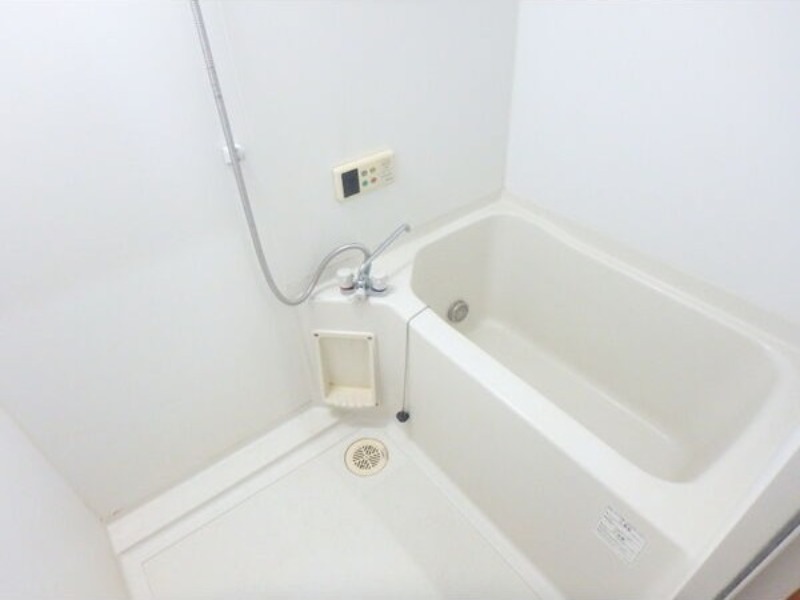 バス・シャワールーム　図面と現状に相違がある場合には現状を優先