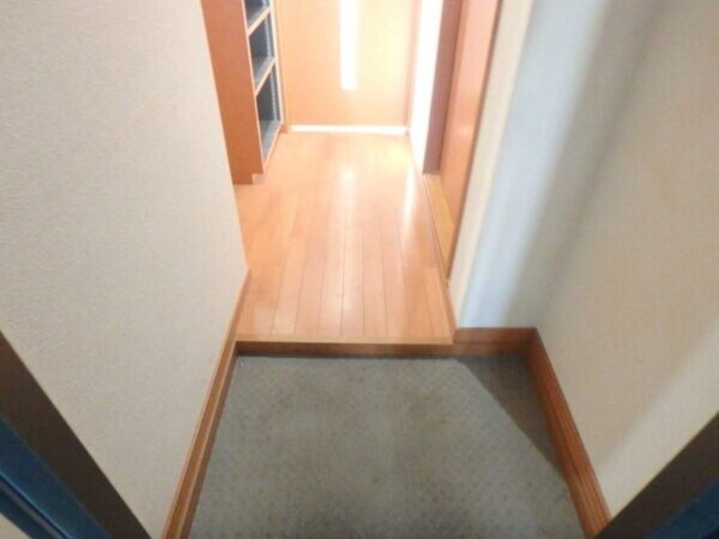 玄関　図面と現状に相違がある場合には現状を優先