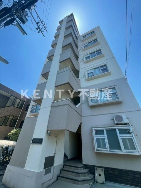 建物外観　外観は落ち着いています