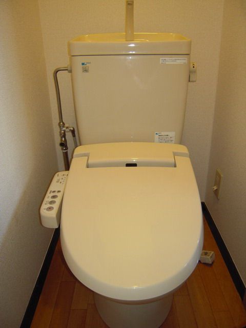 トイレ　シャワー付トイレ