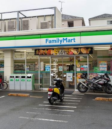 コンビニ　セブンイレブン大田区大森南2丁目店（コンビニ）まで298m