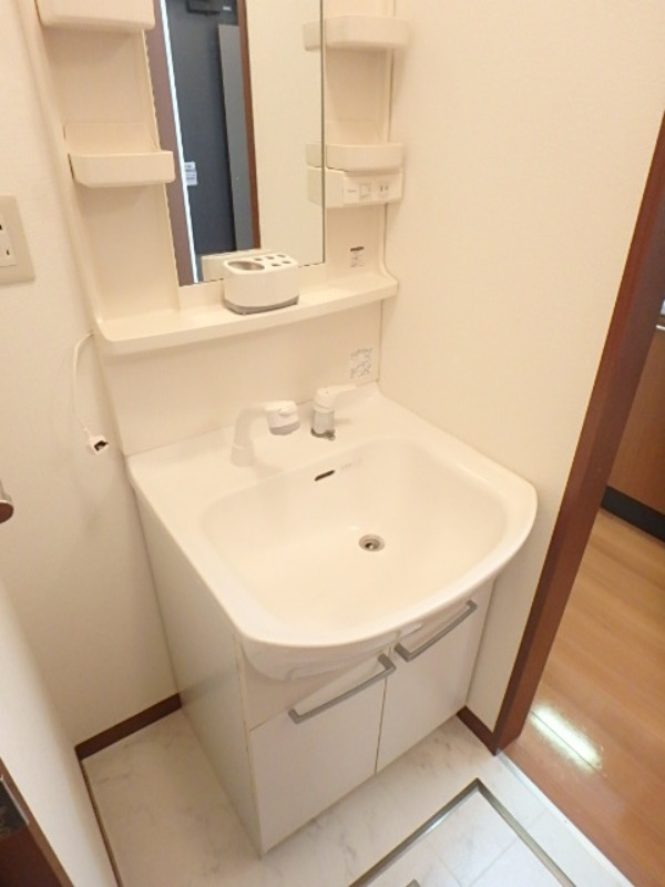 洗面設備　図面と現状に相違がある場合には現状を優先