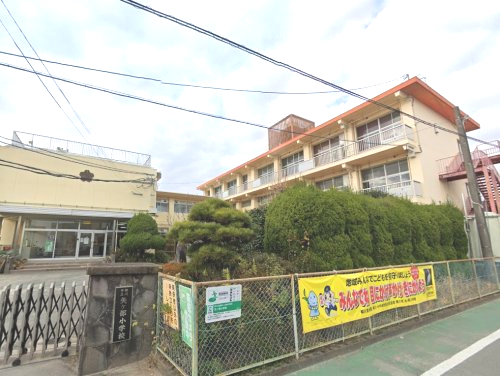 小学校　柳川市立矢ヶ部小学校（小学校）まで68m