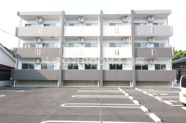 建物外観　外観は落ち着いています