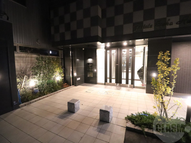 エントランス　エントランス